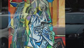 Mural alumnos IES Giner de los Ríos. "Mujer que llora" Picasso